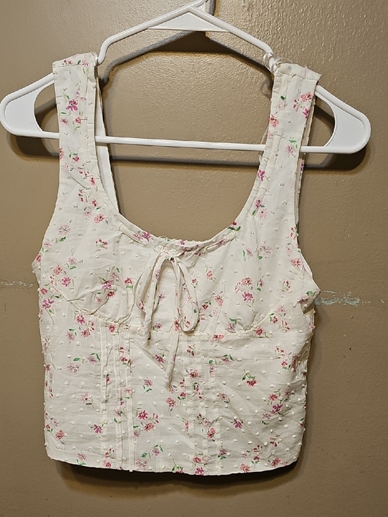 KIRIOUS LOS ANGELES Tops - Cream Floral Tie-Front Crop Camisole
